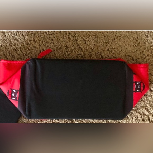 Trader Joe’s Mini Insulated Bag - Picture 6 of 6